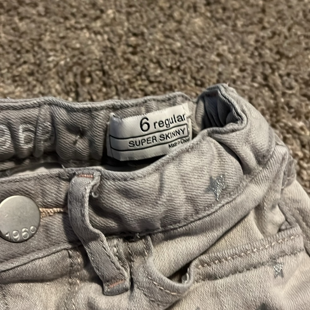 Gap Jeans - Picture 4 of 13